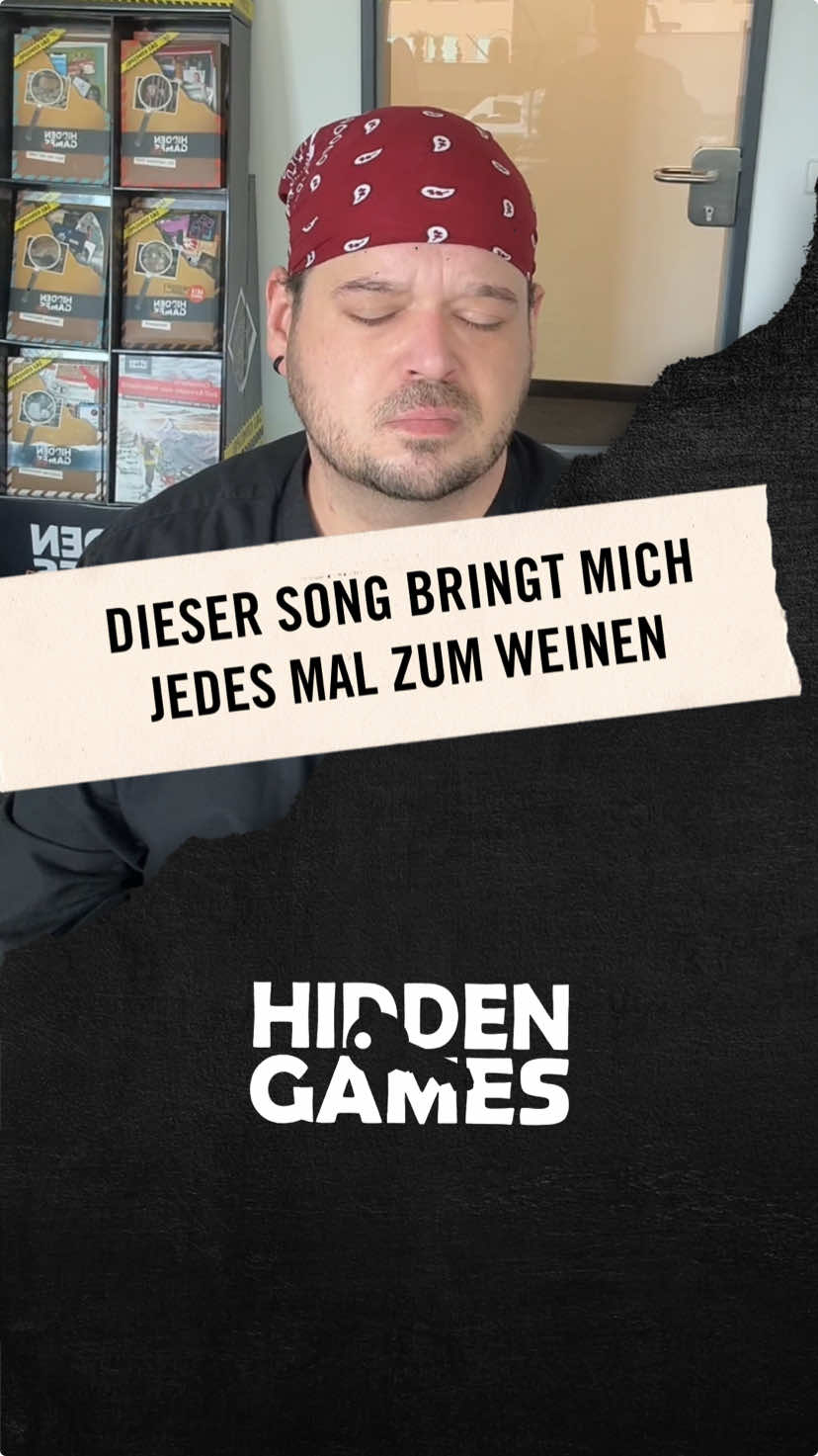 Es kommt eine gewisse Trauer hoch… manchmal höre ich diesen Sound in meinen Träumen 😩 #büro #arbeit #bürocomedy #sound #crying #office #cry #microsoft #teams 