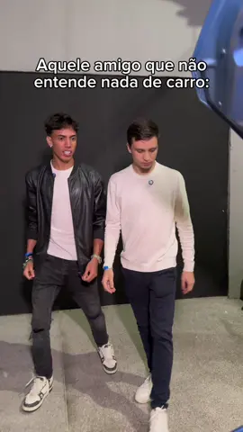 Existem 2 tipos de amigos, o que sabe muito e o que não sabe nada 😂 #bmw #viral 