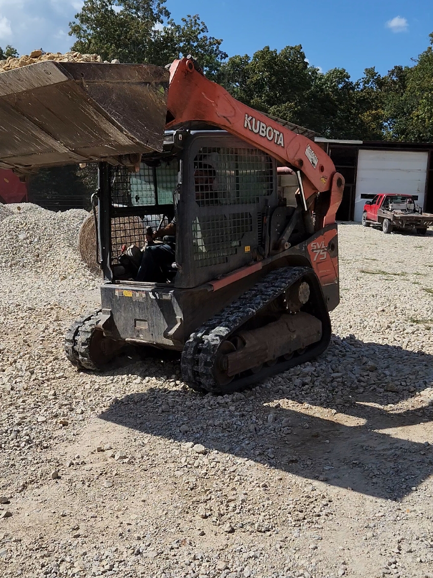 if you move gravel, you should move it with a #doolittle #dumptrailer  #Americanmade #fypageシ #manufacturing #trailersales #thursdaythoughts 