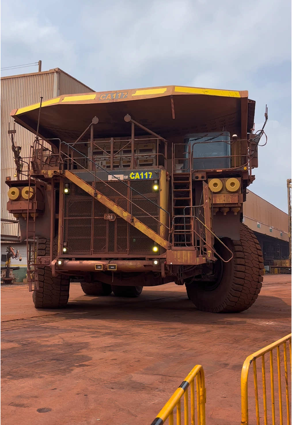 #caminhoesgigantes #794ac #mineracao #gigantesdamineração #caterpillar #caterpillarequipment #caminhaoforadeestrada 