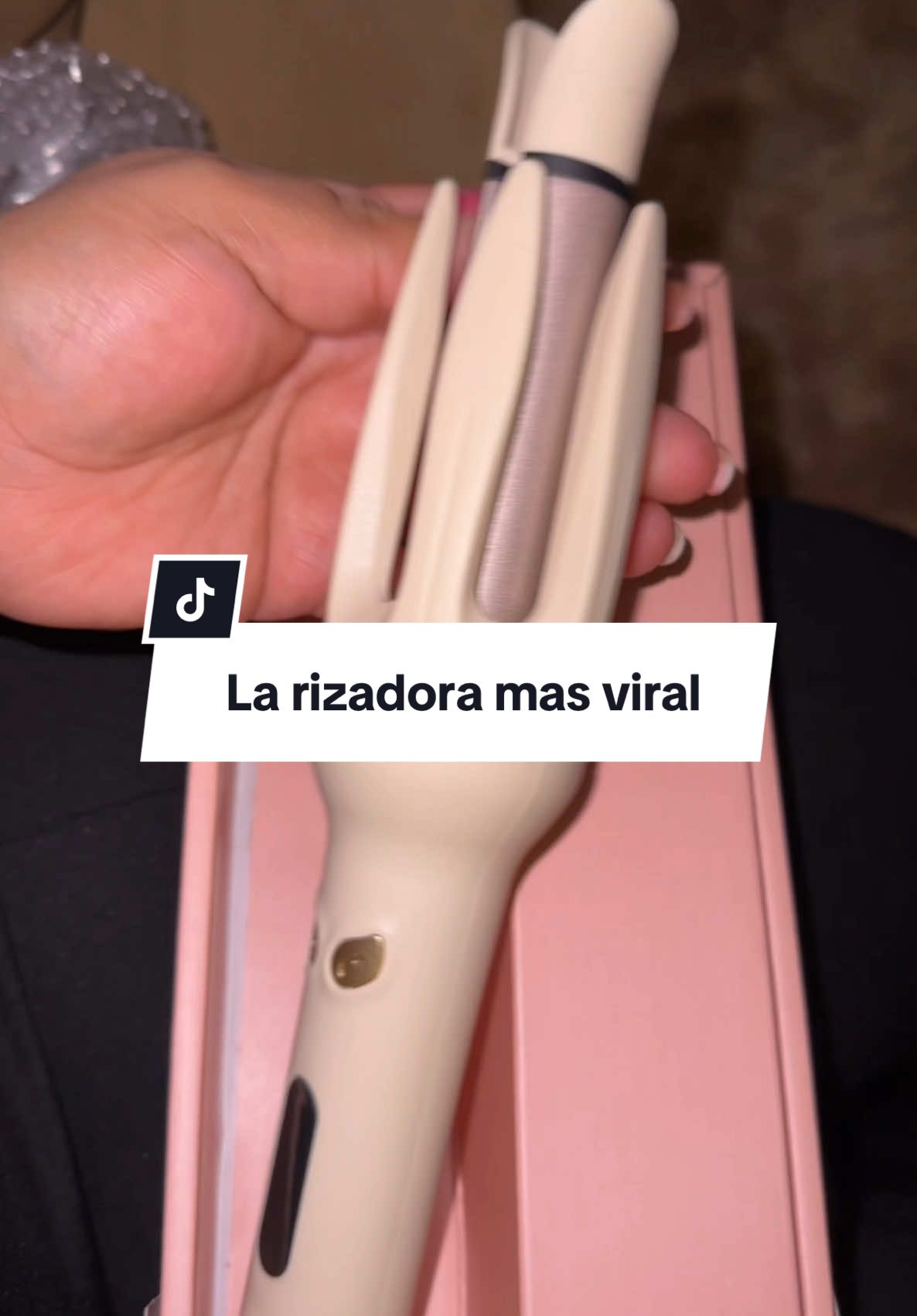 Rizadora viral en TikTok #cabello #rizadora #tenazas #ondas #risos #peinado #belleza #mujer #tiktokshop #tiktokshopblackfriday #tiktokshopcybermonday #dama #deals 