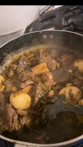 Hiya Giftkitchen UK is just a dm away to order for your food if you’re in Southampton or it’s axis #Ayanmase sauce #ofadasauce 