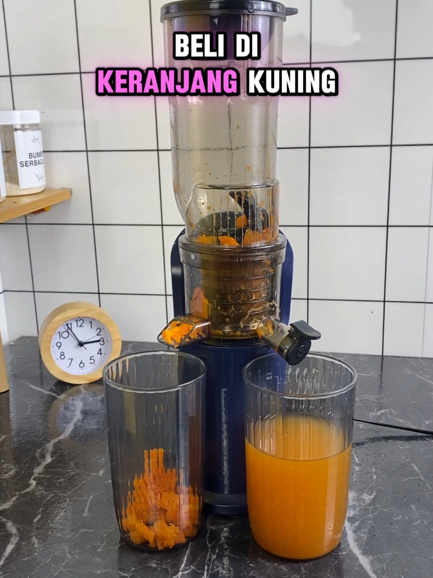 Bikin jus wortel segar dan penuh manfaat, cuma dengan Ecentio Slow Juicer! 🧡✨ Mudah, cepat, dan pastinya bebas ampas. Dapatkan manfaat maksimal dari wortel dengan juicer praktis ini! #EcentioSlowJuicer #JusWortelSehat #BikinJusMudah #Ecentio#fyp