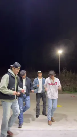 Somone caption this video #fyp 
