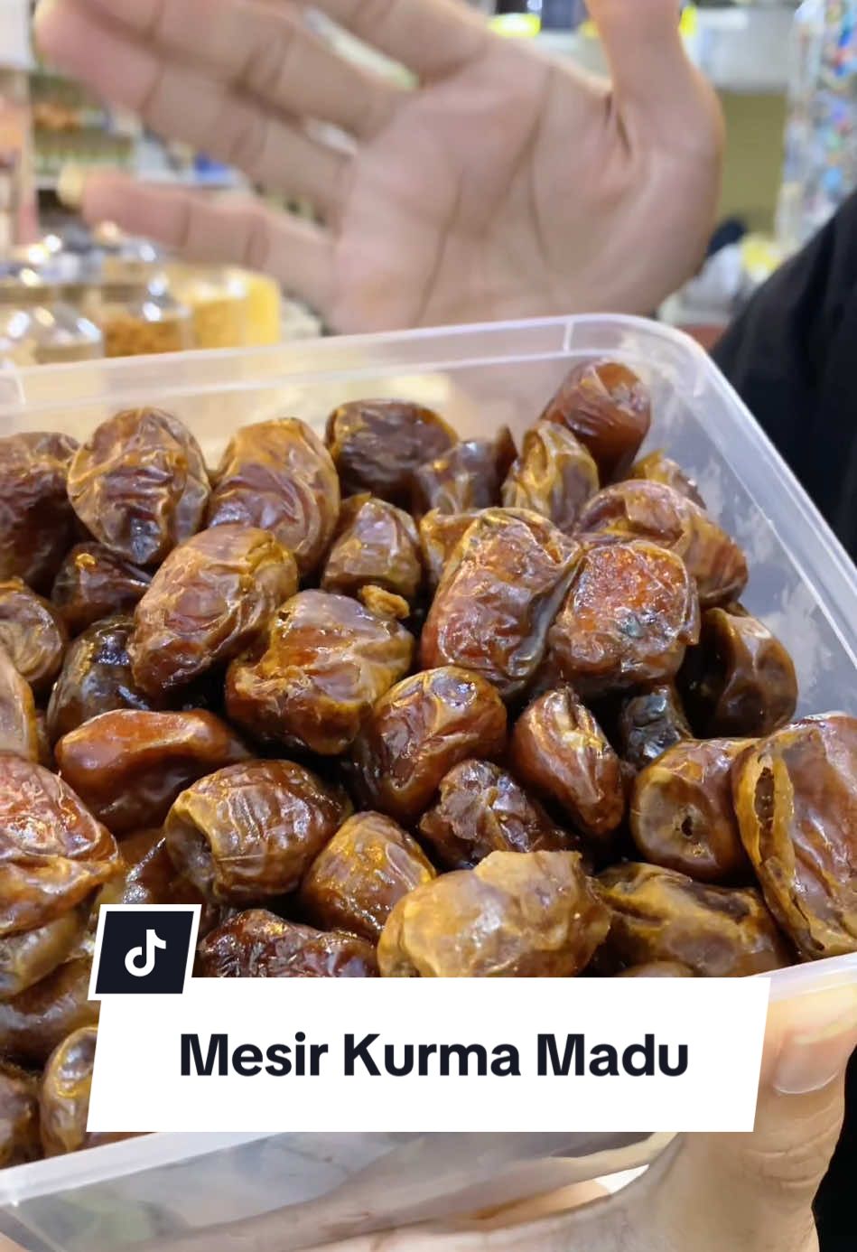 Kurma Madu Mesir 30ribuan aja. Silahkan CO keranjang kuning. #kurmamadu #kurmamesir #kurmamadumesir #kurmaindonesia 