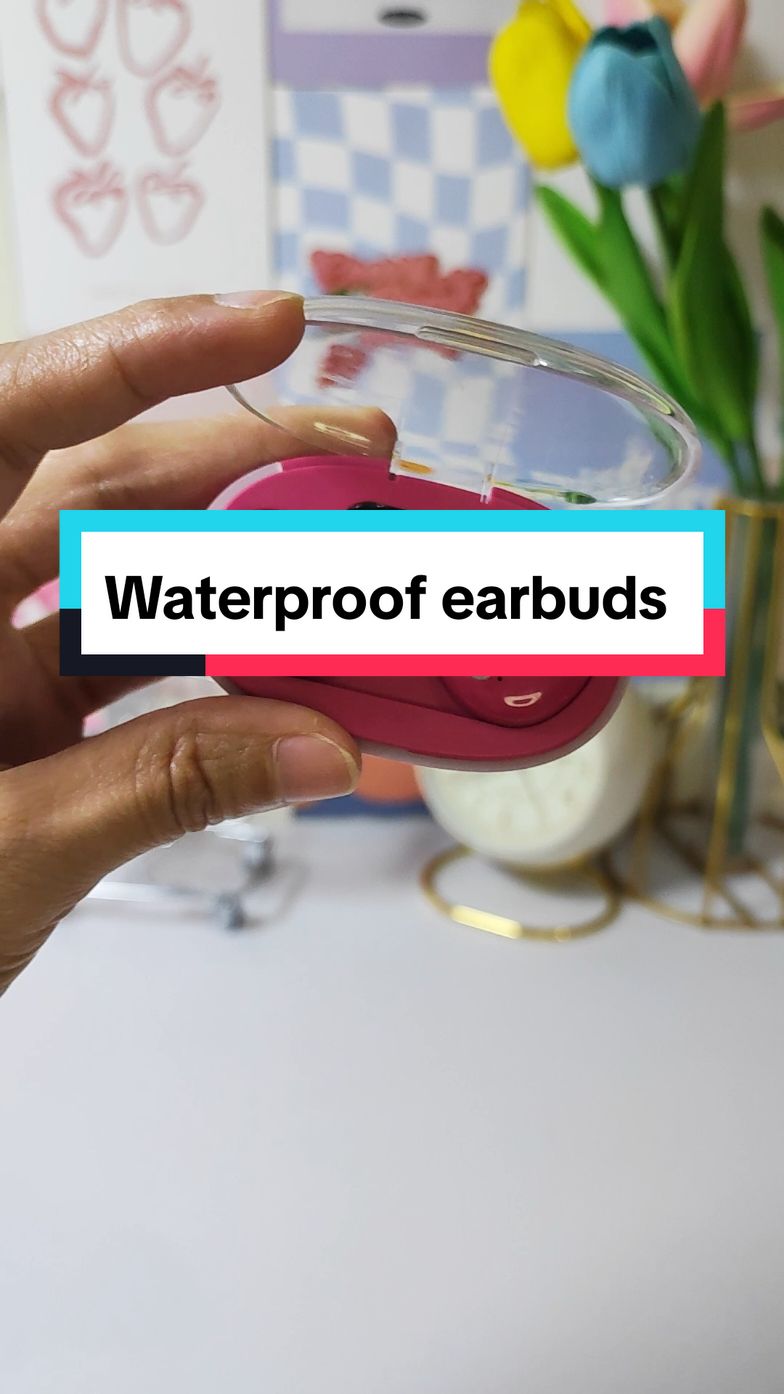 waterproof earbuds ❣️😊gamit na gamit KO na mii tagal tlga nya malowbat #earbuds #earbudswireless #earbudsviral 