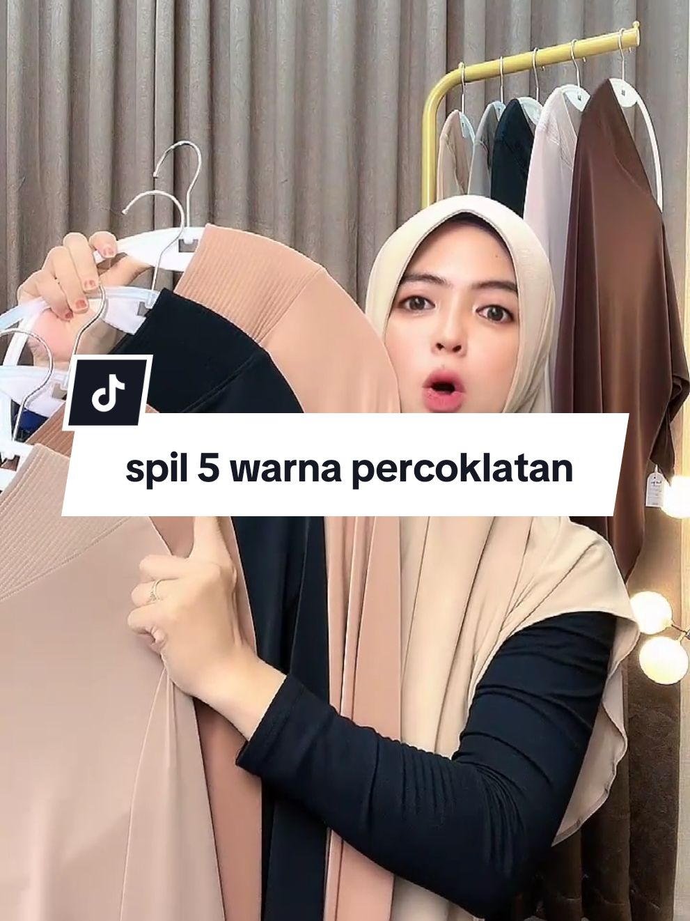 #LIVEhighlights #TikTokLIVE #LIVE #hijabinstan #CuanTanpaBatas #GebyarBelanjaNovember #bergo #wibgajian #belilokal #bergoovalia #hijabdaily #hijabzaincolection #