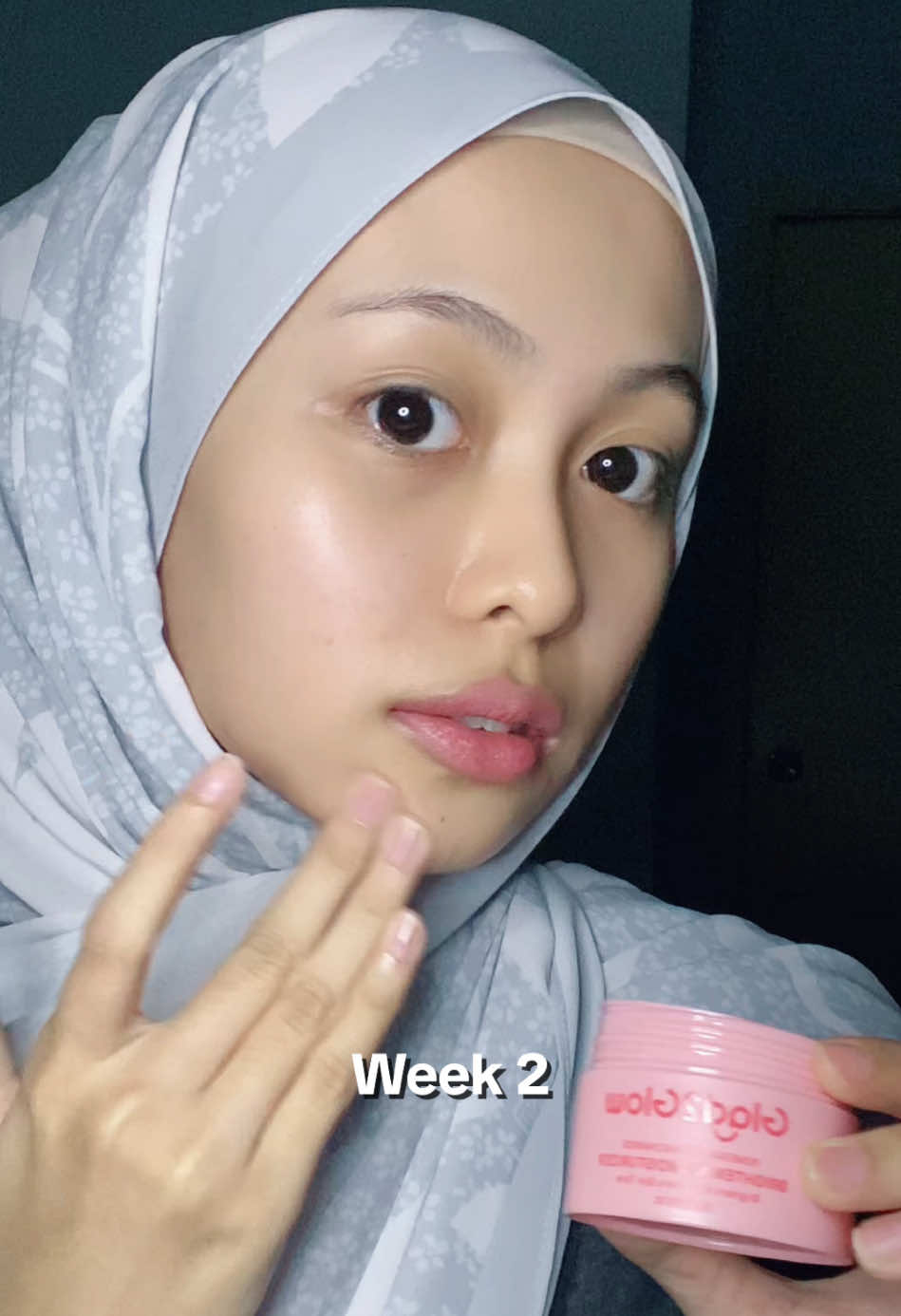 Lurve lurve lurve moisturizer niiiiii #brightmoistg2g #clearskin #moisturizer 