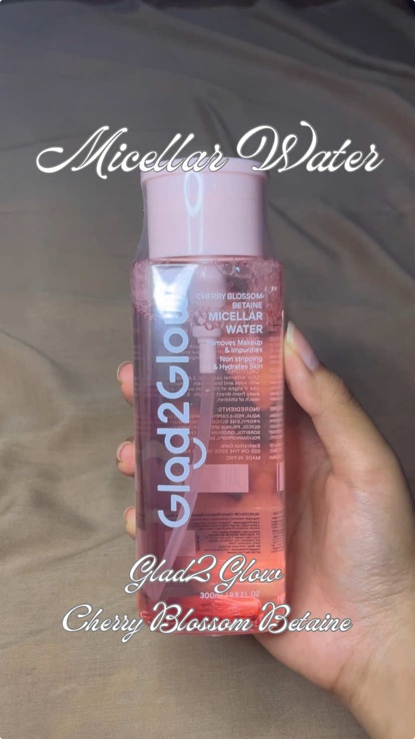 (link bio no 1) kapan lagi ada micellar water 300 ml under 50k😻🫵🏻 #CapCut #micellarwater #glad2glow #beauty #skincare #makeup #fyppppppppppppppppppppppp @glad2glow.indo 