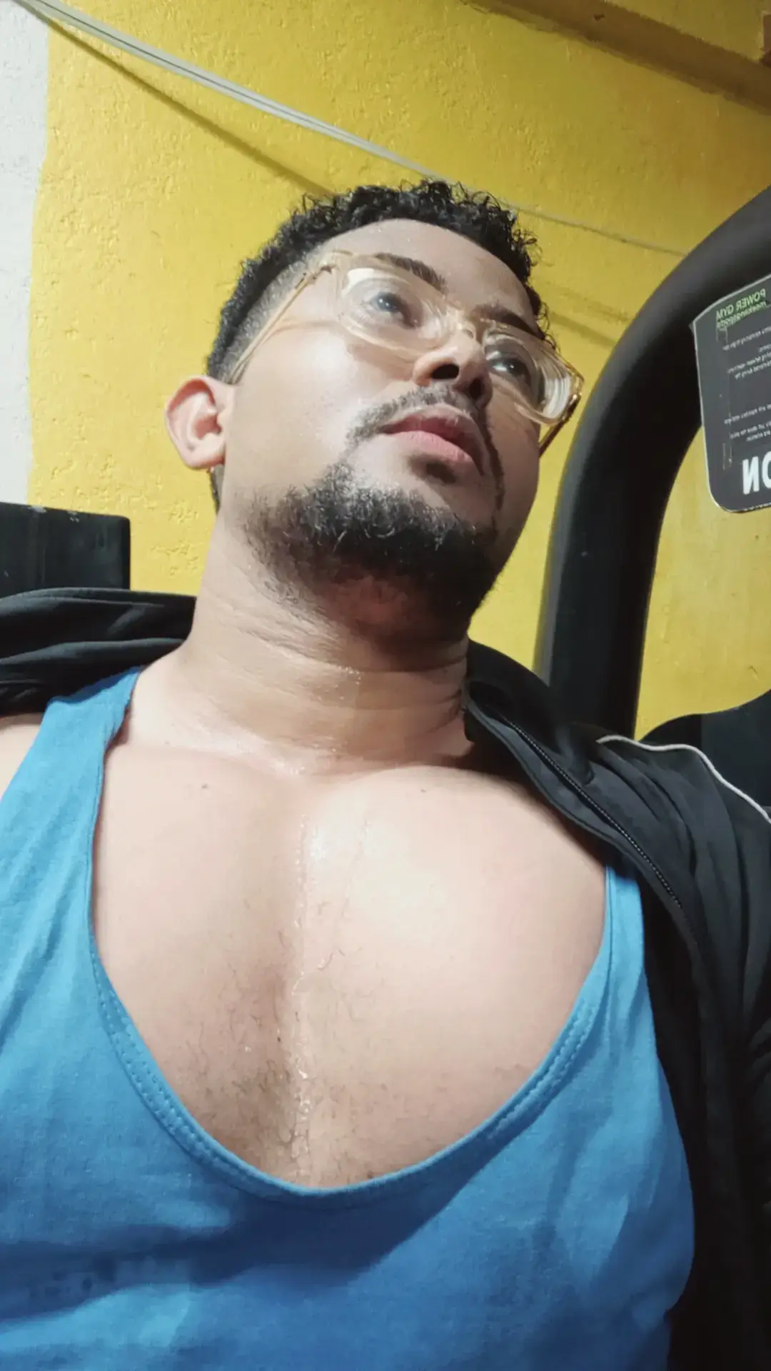 gotta love you gotta love you 😎 no pain no gain 💪#fyp #viral_video #gym #GymTok #chestworkout #bodybuilding #mombasatiktokers #kenyantiktok🇰🇪 #zanzibartiktok #somalitiktok #nairobitiktokers 