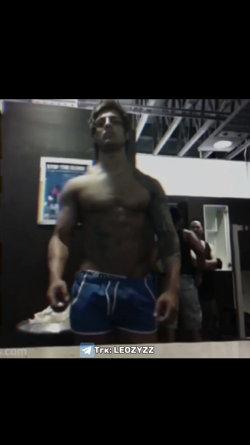 1/10? #Leozyzz #zyzz #gym 