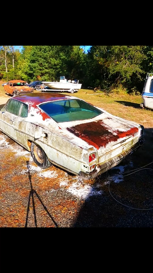 Guess if this 68 Galaxie XL can be restored #carrestoration #restored #restoreoldcar #oldcar #restoration #abandoned #oldtruck #restoring #detailing #galaxie 