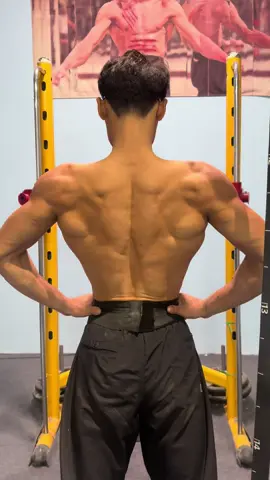 健身遇见更好的自己。#健身男孩 #健身日常#健身达人 #李小龙 