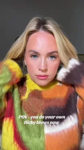 My hairs never felt so good, using all @Color Wow UK - Money mist is a leave in conditioner that leaves your hair feeling sooo expensive and healthy, dream coat helps my hair hold a curl and stops the friz, raise the root give my fine hair extra volume without feeling heavy, kale cocktail repairs my hair and keeps it feeling hydrated & @Wavy chic🇬🇧 curling brush is INCREDIBLE! So easly to use & stays for days 👌🏻 🫧🧚🏼‍♀️ #blowout #curlyblowdry #healthyhair #curling #hairhack #hairstyle 