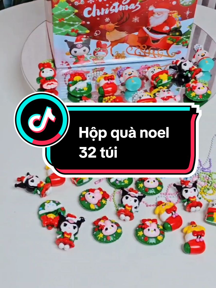 Hộp quà túi mù Noel 32 túi mẫu ngẫu nhiên#mockhoa #tuimu #trendingvideo #hangninguyenshop #hopqua #noel 