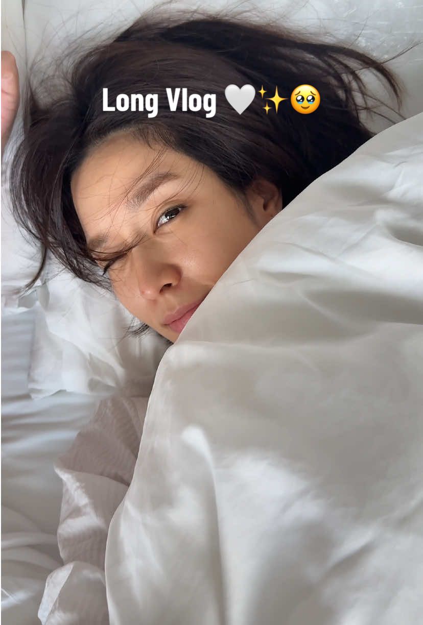 Staycation อีกแล้ว #โมมนชนก #Vlog #staycation 