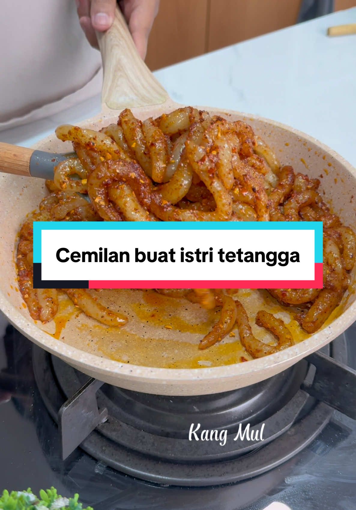 Bikinin cemilan buat istrinya tetangga #kangmul #reseptiktok #cemilansimple #viral #pedas