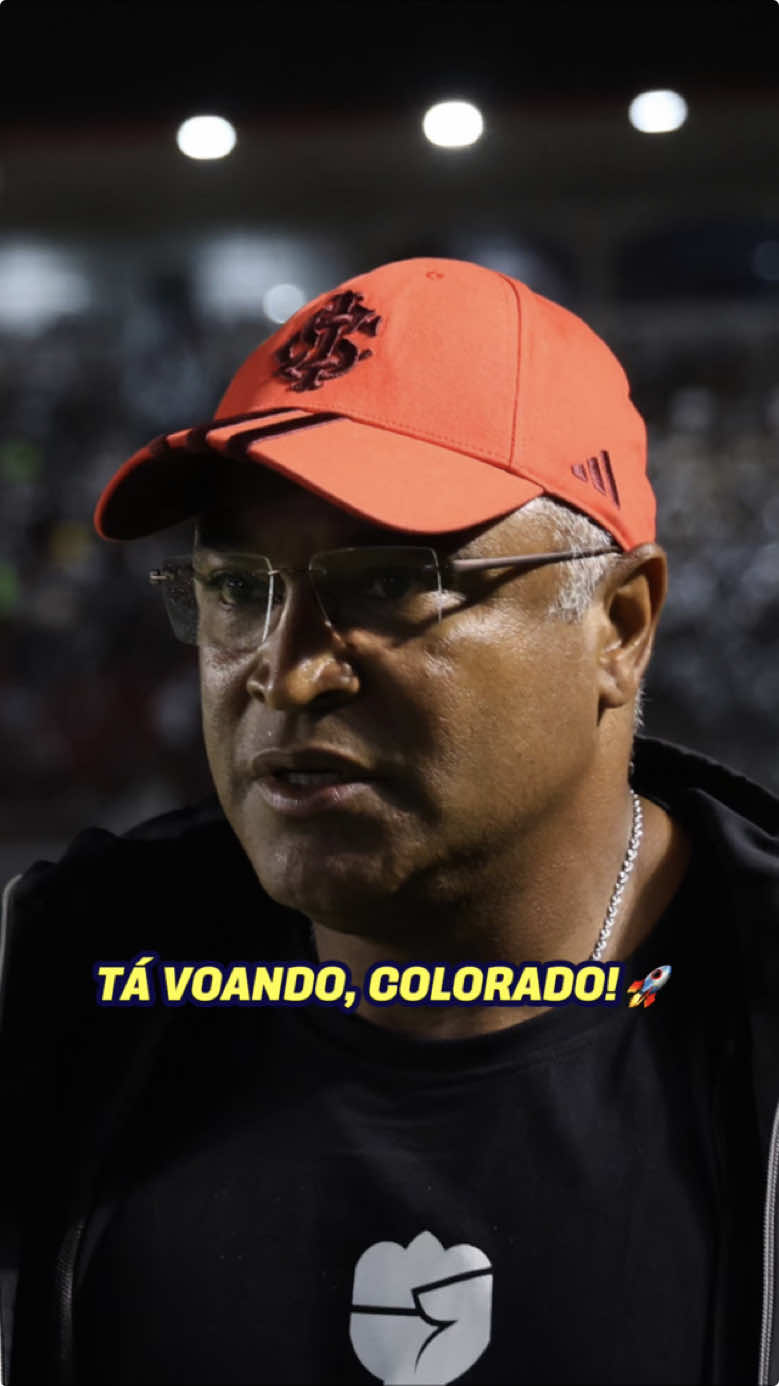 SUUUUBINDO! 🚀🚀🚀 Que trabalho bem feito, hein?! 👏 O Internacional segue subindo cada vez mais e ainda pode sonhar com o título do Brasileirão. Que momento! 🔴⚪️ *Contém legenda automática #BrasileirãoNoSportv #Internacional #RogerMachado #Colorado