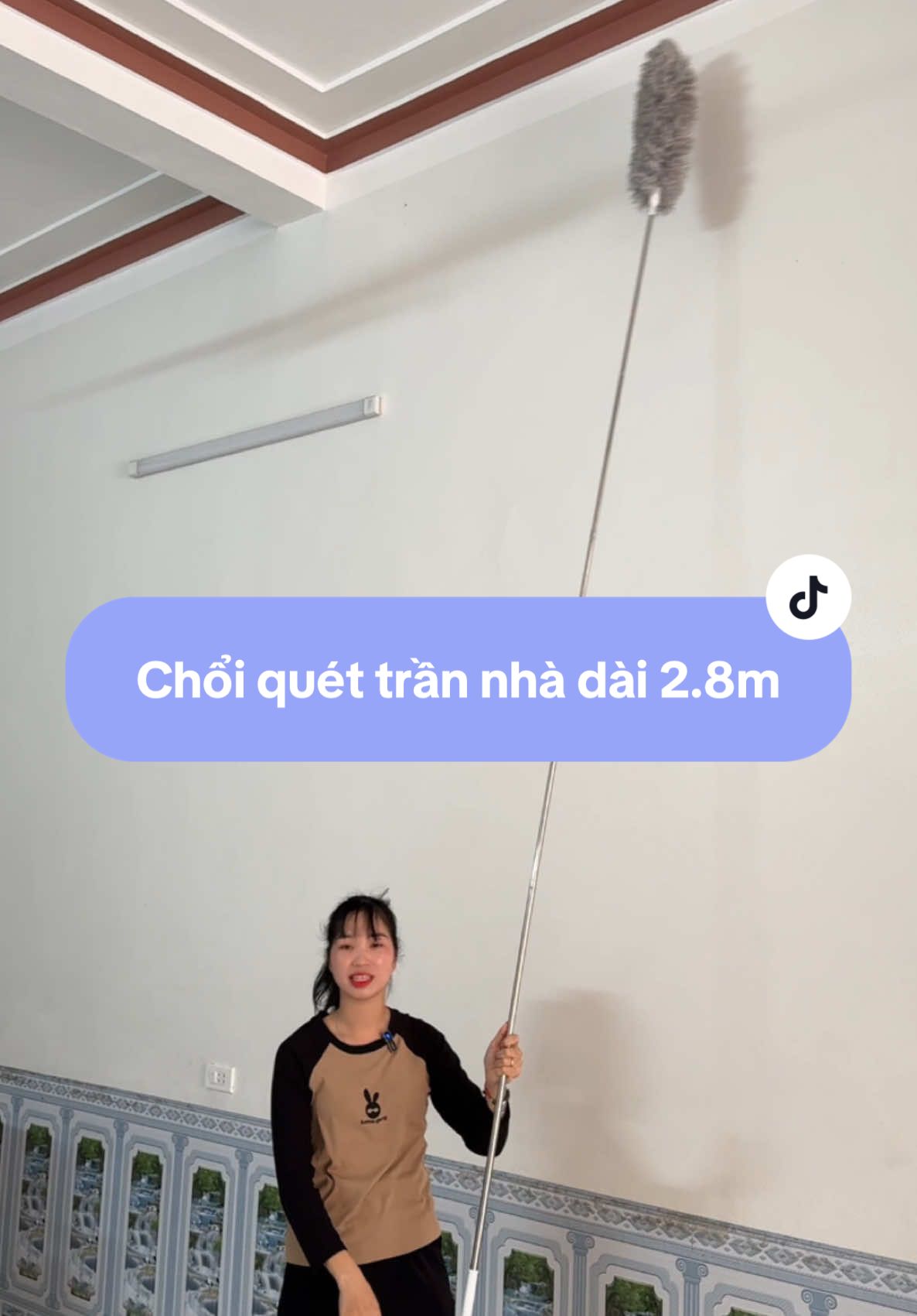 Chổi quét trần nhà dài 2.8 mét. Quet trần ko cần dùng thang hay mắc ghế gì cả #diepcoine #choiquettrannha 