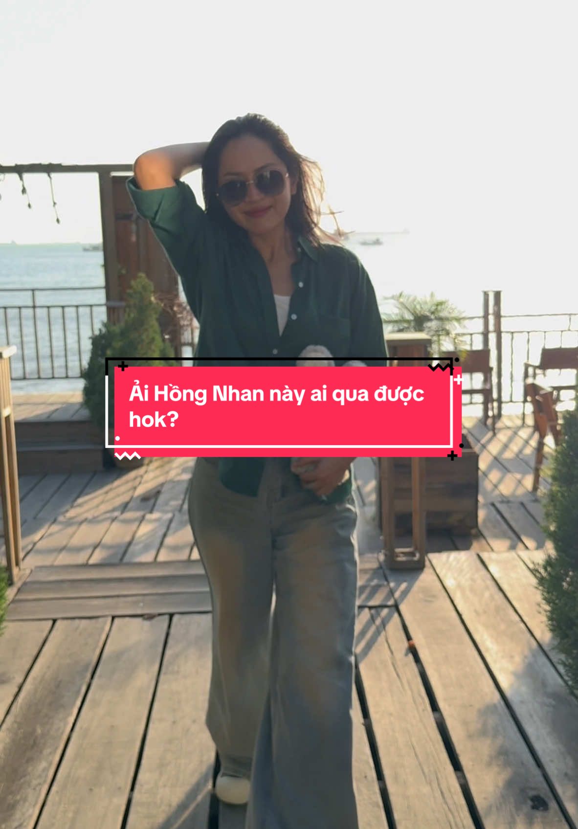 Hồng nhan của các em đây, ai hỏi nào muốn có bạn gái thì gọi cho em đâu? 🤣🤣 #aihongnhan #NguyenDuyenQuynh #tiktokmusic #guitar #coversong #tiktokviral 