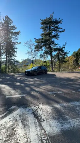 La quiete della montagna è imparagonabile🥰 #fyp #viral #greenscreen #fakesituation⚠️ #mercedes #a45amg #a45s #drift 