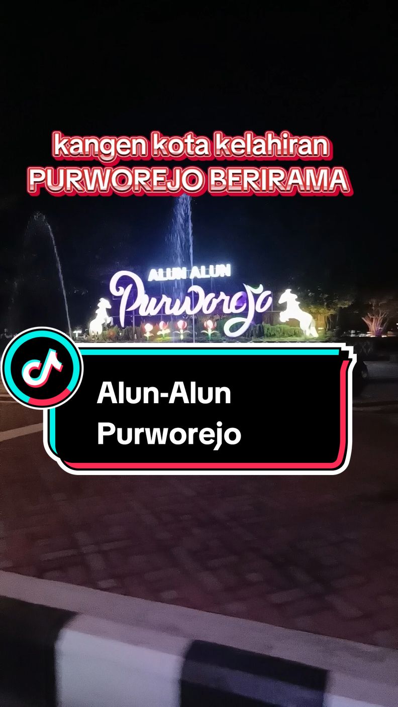 Alun - alun Purworejo  kota kecil ini yg selalu bikin kangen. Ayo absen kalian Purworejo bagian mana🤗 #purworejo