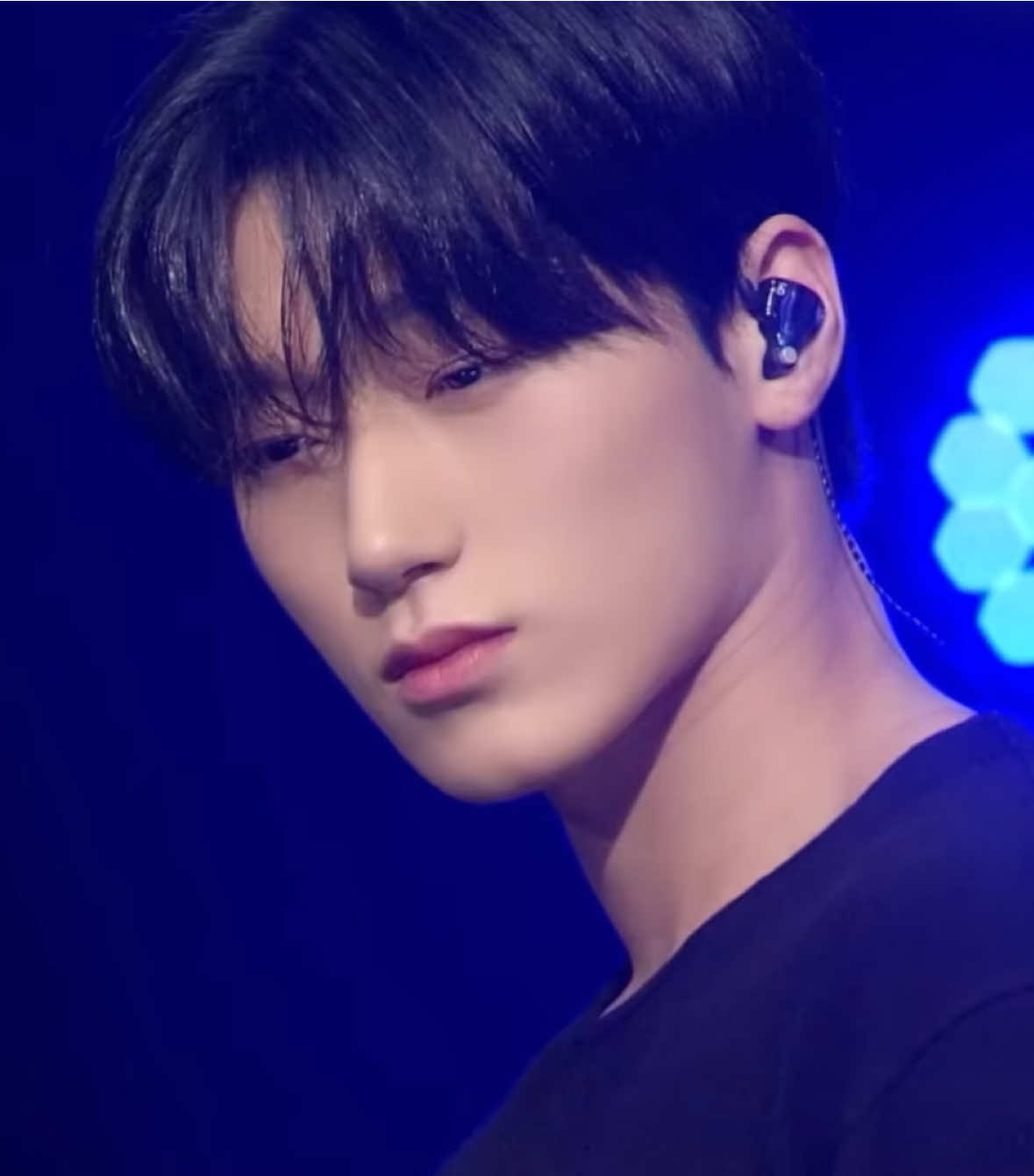 He’s so pretty #choisan #チェサン #최산 #ateez #에이티즈 #trending #viral #fypシ #san #산 