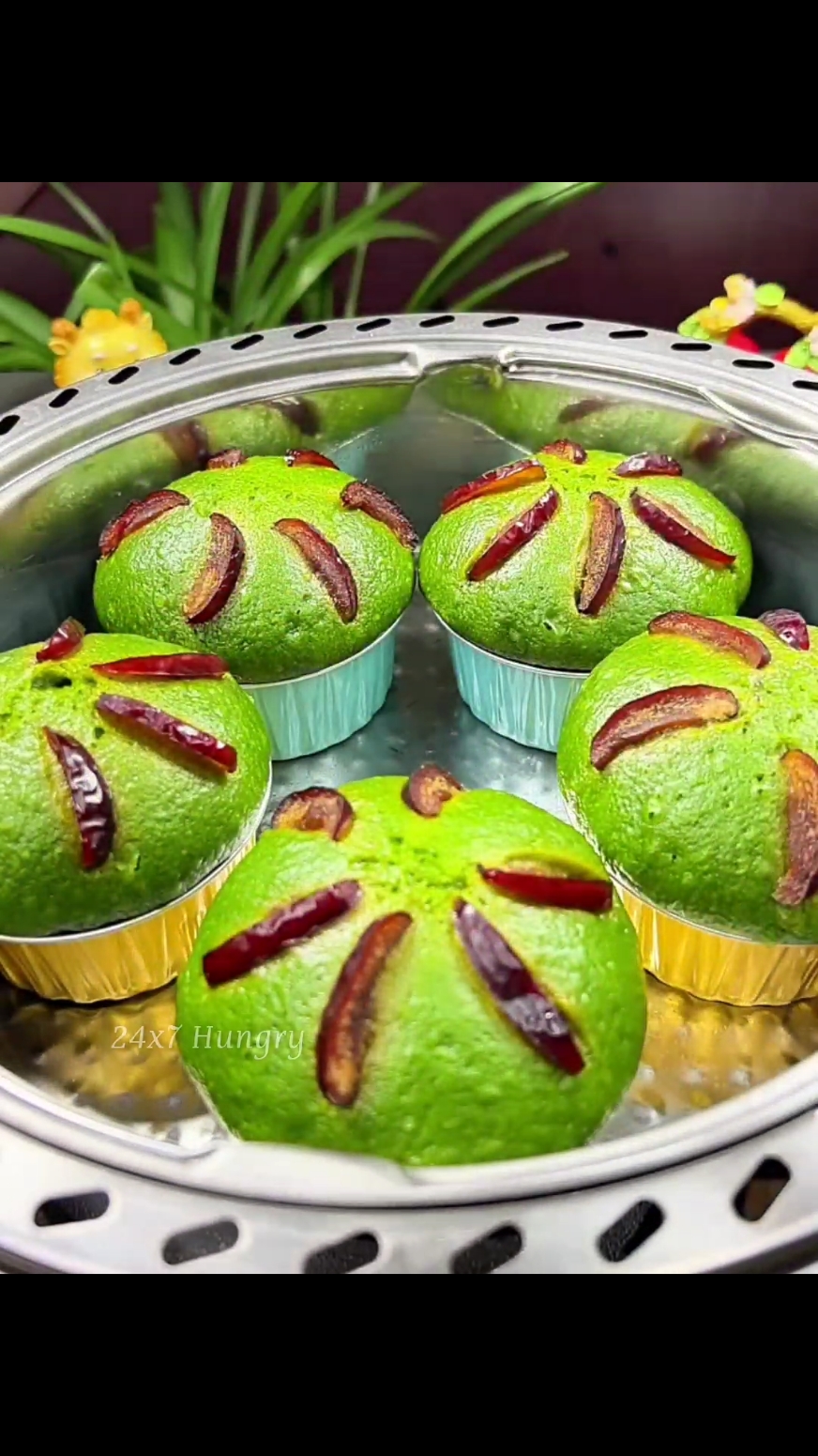 Green Muffins  #foodrecipe #foodtrend #foodtiktok #cookwithme #cooking #Foodie #food #FoodLover #satisfying #viralfood #muffins 