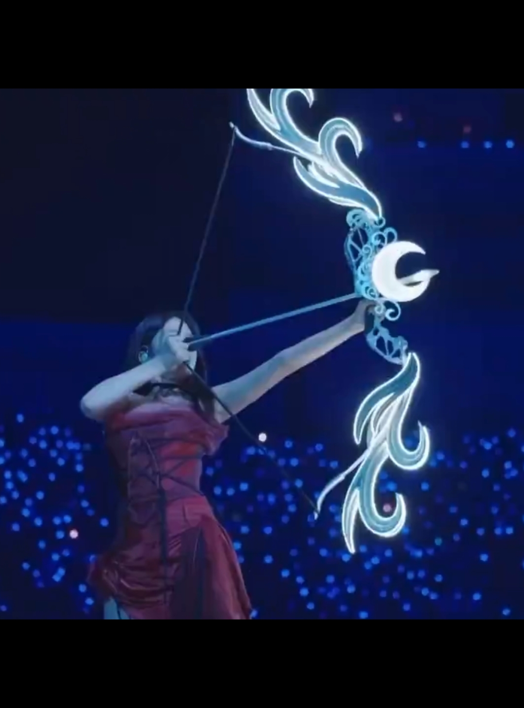 iconic archery Yujin shoots straight to my heart 🏹#ive #yujin #anyujin #아이브 #안유진 #luving_yj #xzyabc 