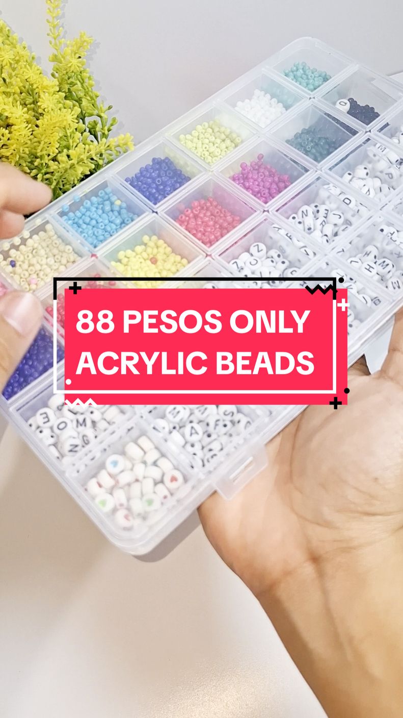 Edi tamang hoard nalang tayo ngayong pasko para pangregalo sa mga anak at inaanak natin. 😍😍😍 #DIY #diybracelet #bracelet #beads #acrylic #acrylicbeads #accessories #gift #christmasgift #giftideas #recosniey #fyp #trending #tiktokfinds 