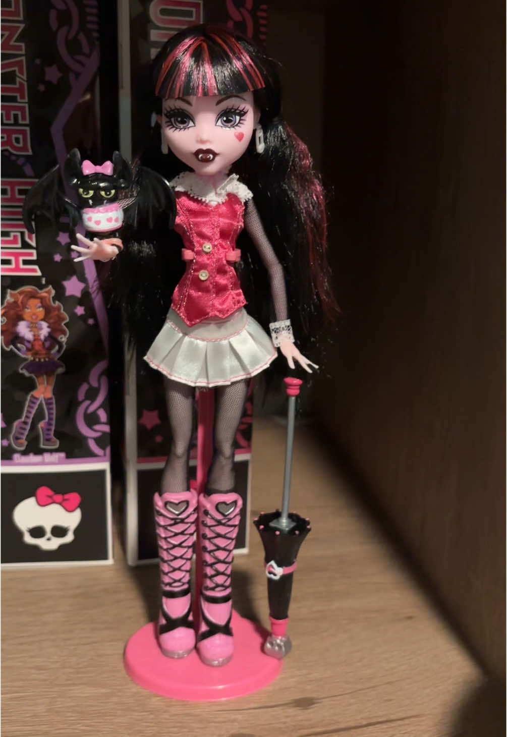 Frankie is also on the way!! Ill be doing a lot more monster high content soon 🩷  #monsterhigh #creeproductions #draculaura #dracula #clawdeen #frankie #lagoona #monsterhighdolls #draculauradoll 