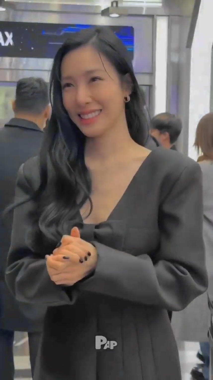 Miss you so much😭😍🖤 #tiffanyyoung #stephaniehwang #hwangmiyoung #티파니 #티파니영 #kpopfypシ 