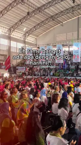 Rame banget Solo hari ini, ternyata ada mas Respati Ardi yang lagi bikin acara “Semarak PASTI Melanjutkan” ✨  #respatiardi #pastimelanjutkan #solomajuberkelanjutan #solo24jam #surakarta #pilkada2024 #pemilu2024 
