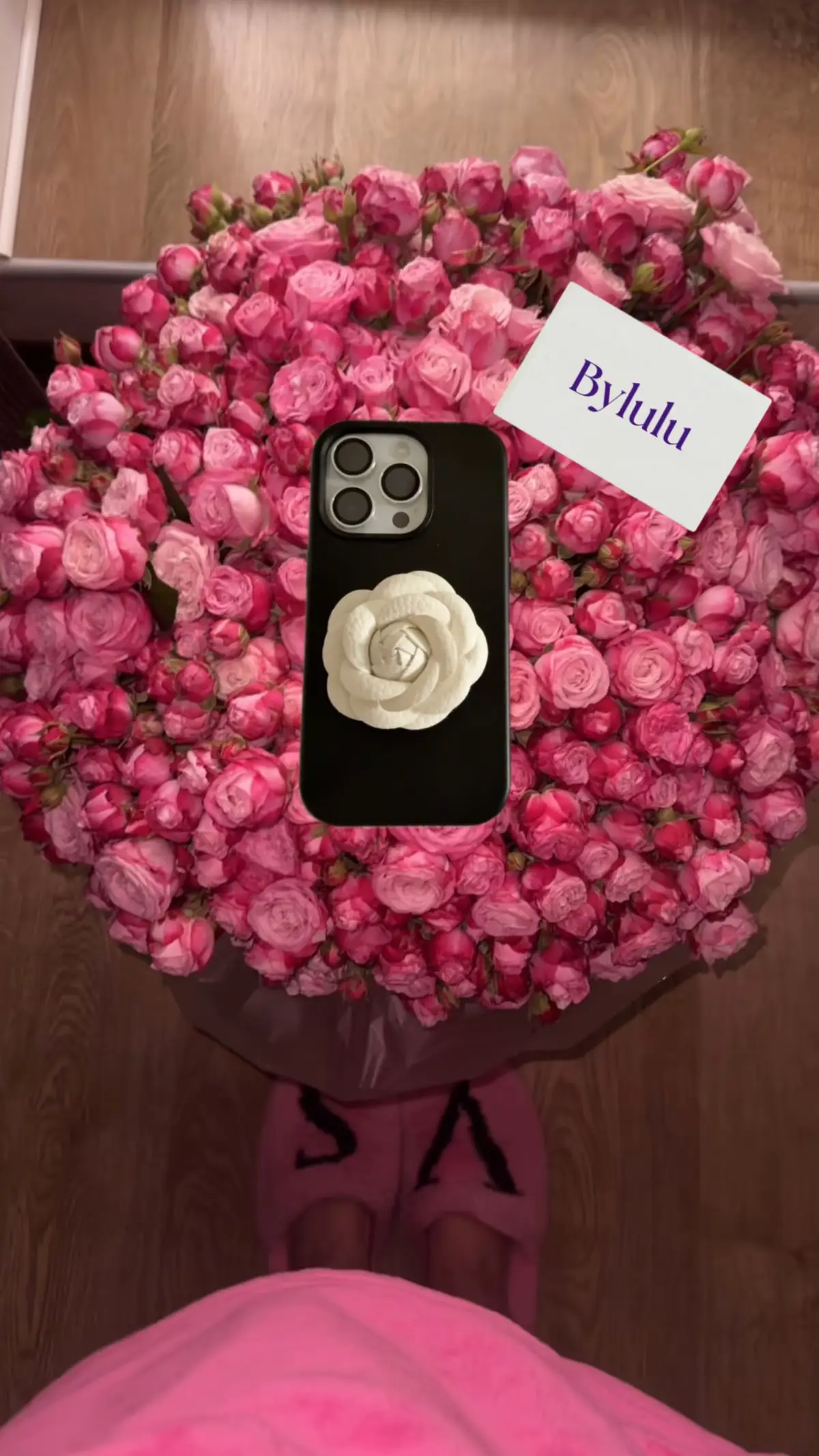 #explore #riyadh🇸🇦 #phonecase #flowers