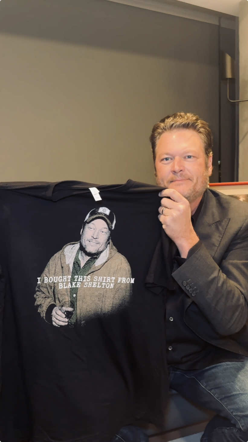 Taking matters into my own hands…. New merch designed by yours truly out now!!! You’re welcome… get yours now! #blakeshelton #merch #countrymusic 