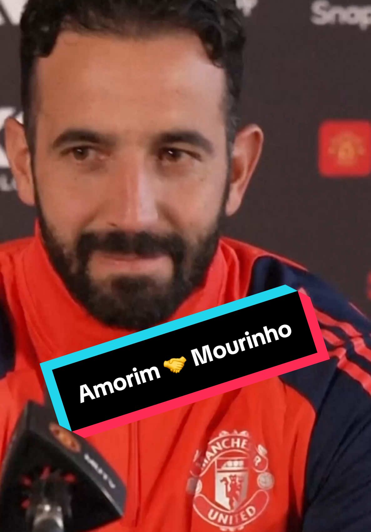Ruben Amorim reveals the message that former Man United manager Jose Mourinho sent him after joining the club 🤝 #manunited #josemourinho #rubenamorim 