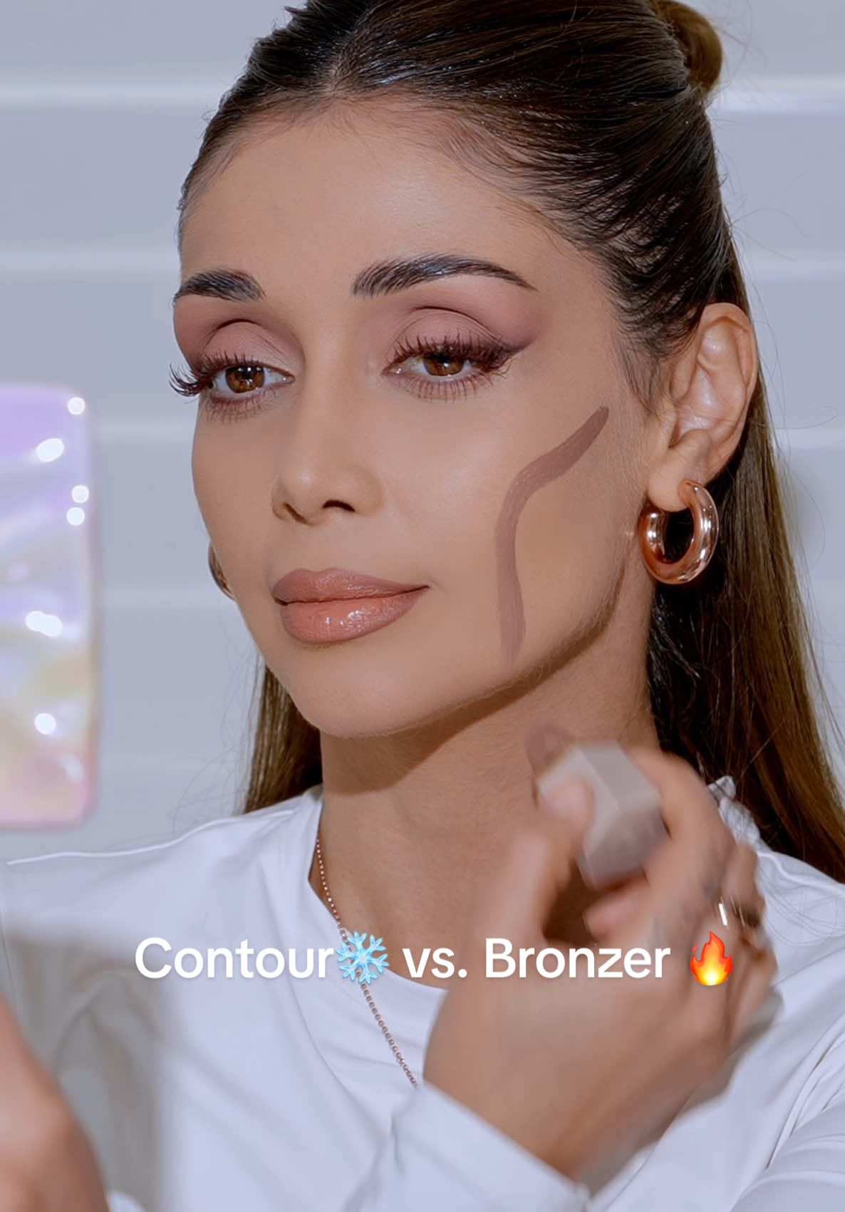 Contour❄️ vs. Bronzer 🔥: Which side do you prefer?  @SHEGLAM  I’m using the shade Clay Stone for contour and Burnt Sienna for bronzer! #sheglam #sheglamliquidfam #sheglampartner 