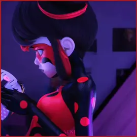 ALL FAKE!! I would like more details about her life #miraculous #marinettedupaingcheng #shadybug #miraculousladybug 