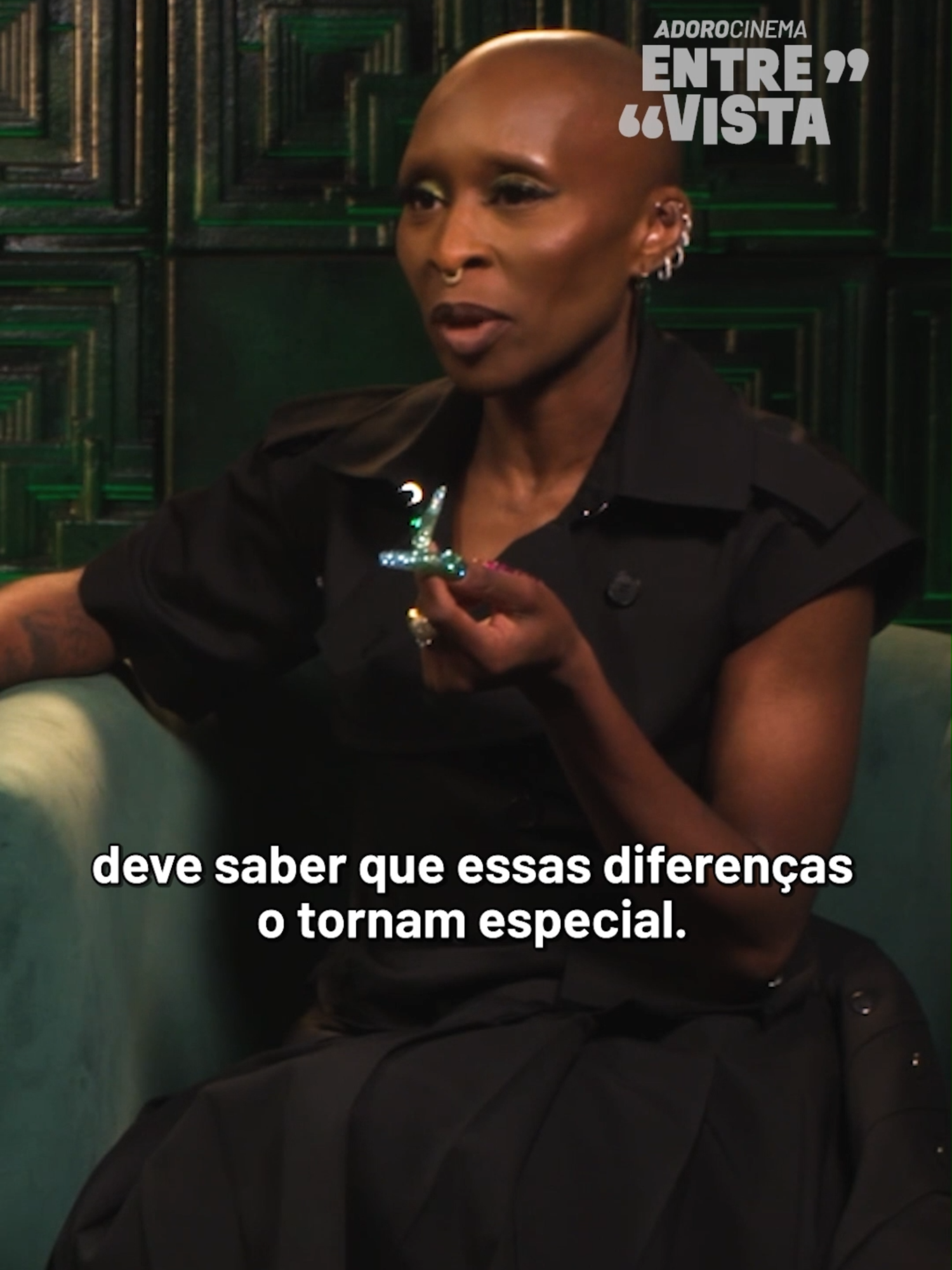 Quem aqui já assistiu #Wicked? Aqui estamos surtando com o bate-papo que tivemos com o elenco do longa! 🩷💚 #AdoroCinema #CynthiaErivo #JonathanBailey