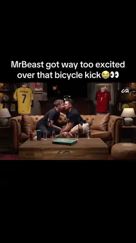 No way they kissed!!😭👀 #ronaldo #cr7 #mrbeast #football #futbol #youtube #fyp 