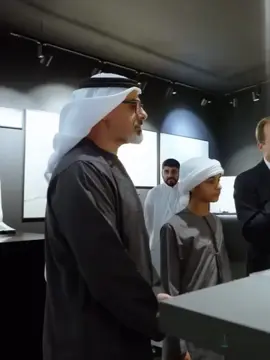 الشيخ  خالد بن محمد بن زايد ين سلطان آل نهيان  مع نجله الشيخ  محمد بن خالد بن محمد بن زايد آل نهيان  في زيارة في معرض بو ظبي 🤍 #mohammedbinrashidalmaktoum #mohammedbinzayed #explore #hamdanbinmohammed #hamdanbinmohammedalmaktoum #khalidbinmohamedbinzayed #khalidbinmohammed #الامارات #آل_نهيان #fyp 