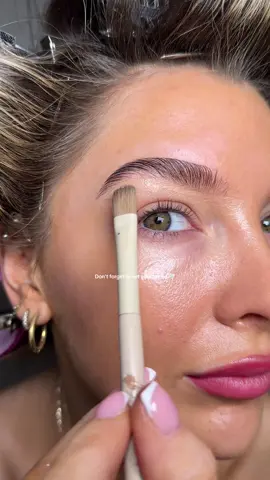 Eyebrow tutorial 🤍 #eyebrowtutorial #refybrowsculpt #fluffybrows #browtutorial 