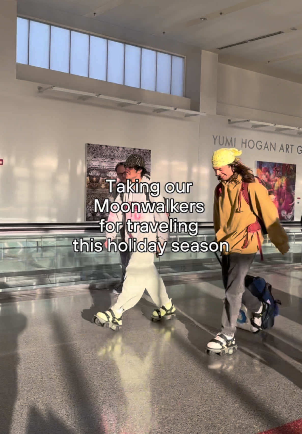 ✈️Thinking about traveling? You can take your Moonwalkers with you.🚶 #wearmoonwalkers #shiftrobotics #wearabletech #holidaytravel 