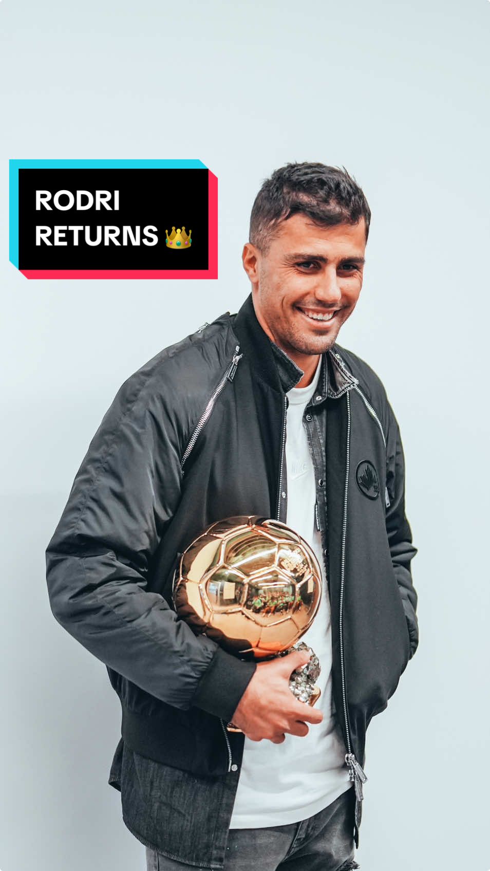 Rodri returns with his Ballon d’Or 👑