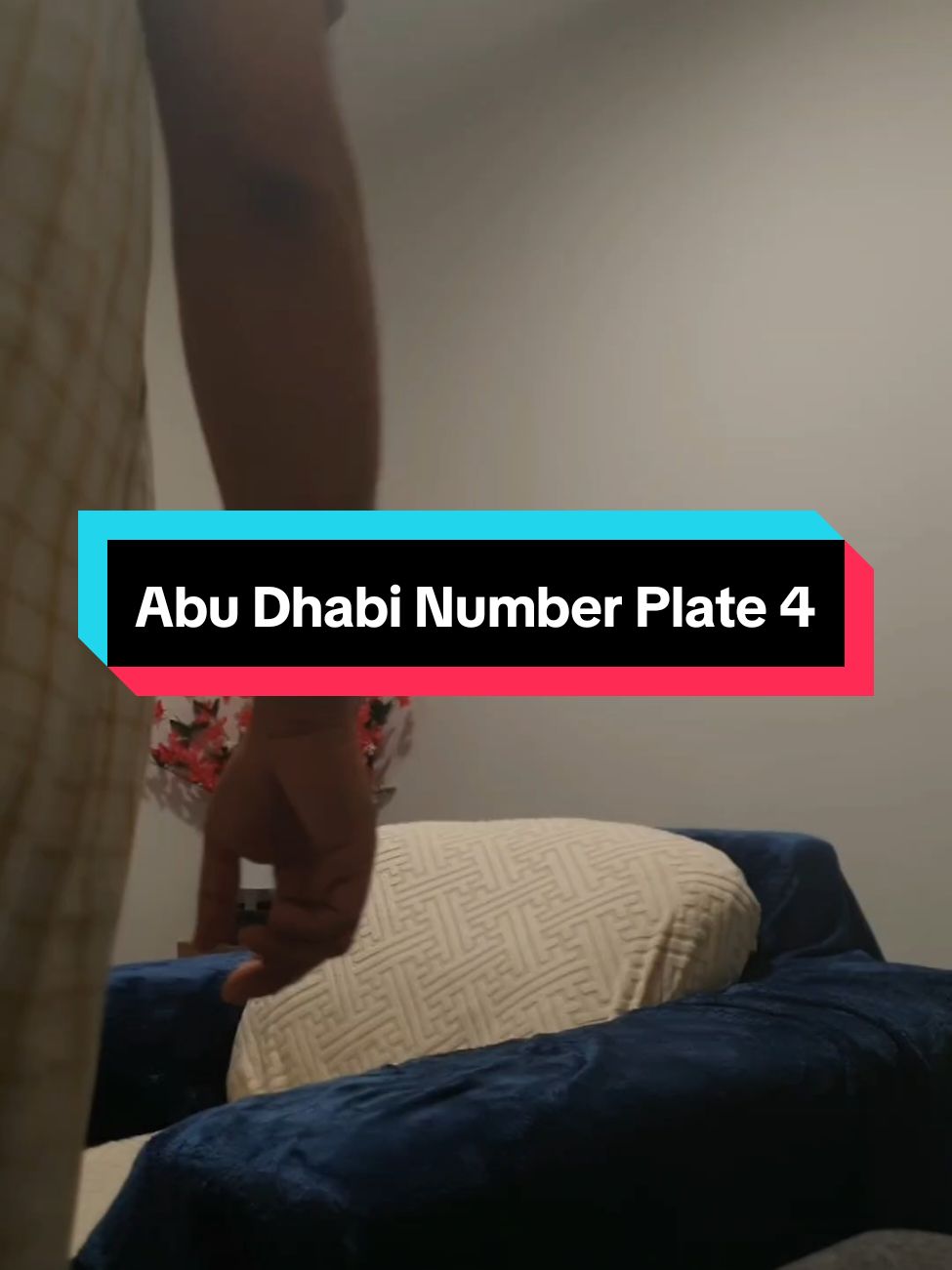 Did you know this about Abu Dhabi Number Plates.. Code 4 is a legacy #abudhabi #numberplates #cars #vipnumber 