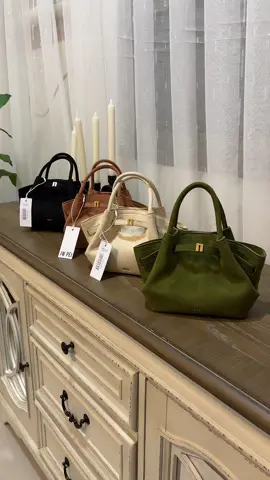 Jw pie من اجمل الترندات الحاليه و ما اتوقع هبتها بتنتهي ، لانها عملية وخامتها رااااائعه ، وسعتها من جوا تشيل كل الاغراض اليومية #الحمدلله_دائماً_وابداً #fypシ゚vira #الشعب_الصيني_ماله_حل😂😂 