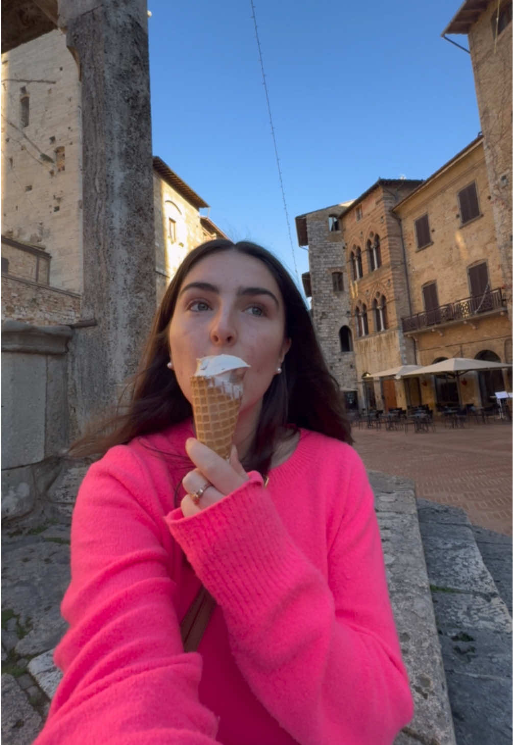 Can confirm: it’s bussin 😦 Gelateria Dondoli in San Gimignano, Italy!!!!