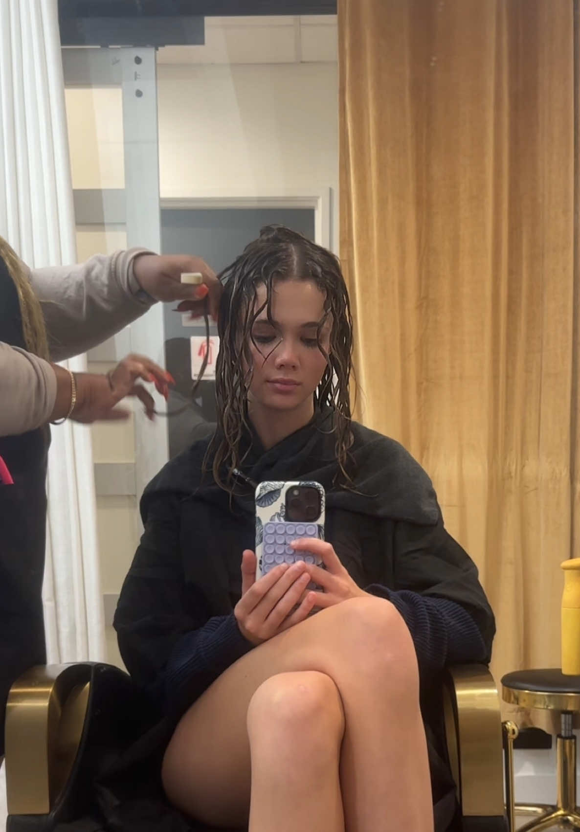 saved??? cant believe two weeks ago i was gonna get a straightening treatment.. #fyp  