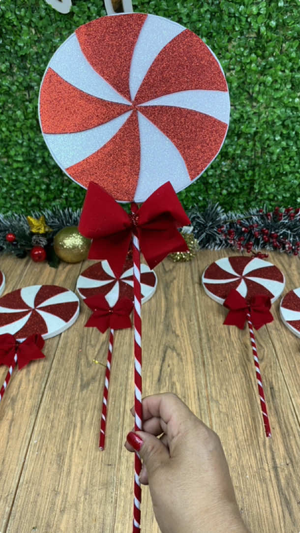 Paletas Navideñas DIY 🎄🎅☃️#hazlotumismo #decoracionnavideña #decoracioncandy #paletas🍭#emprende #ideas #facil #economico #loja #curso #elizabethtapia 