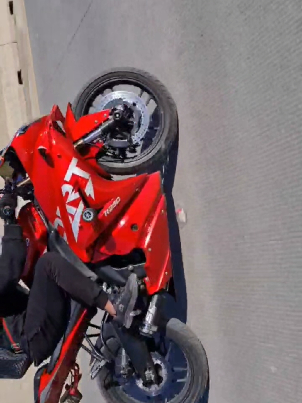 #lapazelaltobolivia🇧🇴🇧🇴🇧🇴#biker  #estadosad😞🖤🥀🍃#buller  #loschicosfieles#colaboracion  #rutearemoabrrr🏍️🔥#viral_video#labullerroja  #🏍️MARIOBIKER🏍️  #paratiiiiiiiiiiiiiiiiiiiiiiiiiiiiiii 